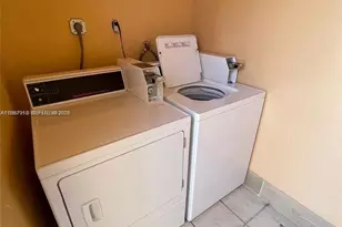 7710 SW 10th Ct, North Lauderdale, FL 33068 - Photo 11