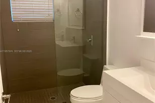 1611 Meridian Ave, Miami Beach, FL 33139 - Photo 11