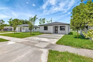 2421 NW 153 St, Miami Gardens, FL 33054 - Photo 5