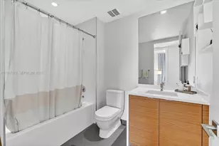 250 NW 24th St, Miami, FL 33127 - Photo 15