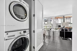 250 NW 24th St, Miami, FL 33127 - Photo 19