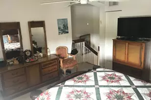 301 NW 84th Ct, Miami, FL 33126 - Photo 13