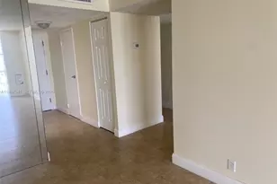 1000 Parkview Dr, Hallandale Beach, FL 33009 - Photo 9