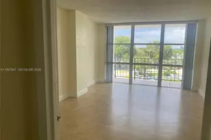 1000 Parkview Dr, Hallandale Beach, FL 33009 - Photo 11