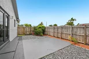 12237 SW 193rd St, Miami, FL 33177 - Photo 7