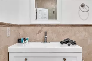 10004 E Bay Harbor Dr, Bay Harbor Islands, FL 33154 - Photo 25