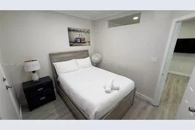 10004 E Bay Harbor Dr #8, Bay Harbor Islands, FL 33154 - Photo 9