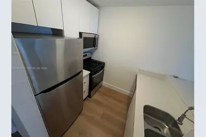 505 NE 30th St #505, Miami, FL 33137 - Photo 5