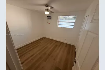 505 NE 30th St #505, Miami, FL 33137 - Photo 11