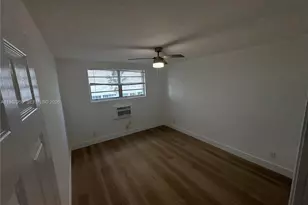 505 NE 30th St, Miami, FL 33137 - Photo 9