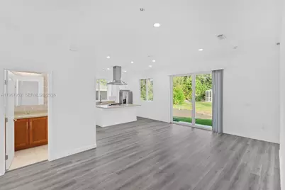 719 Little Rock E, Lehigh Acres, FL 33974 - Photo 11
