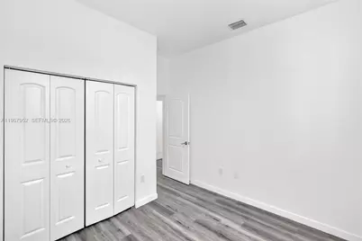 719 Little Rock E, Lehigh Acres, FL 33974 - Photo 23