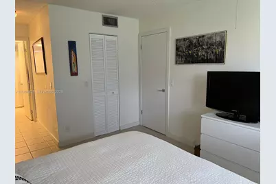 9581 Sunrise Lakes Blvd #208, Sunrise, FL 33322 - Photo 7