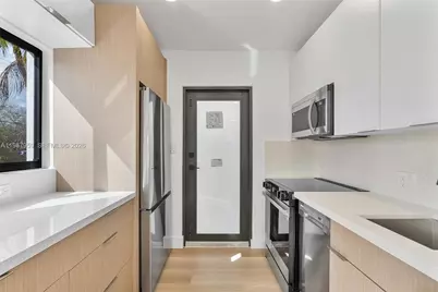 3621 SW 48th Ave, West Park, FL 33023 - Photo 7