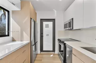 3621 SW 48th Ave, West Park, FL 33023 - Photo 7