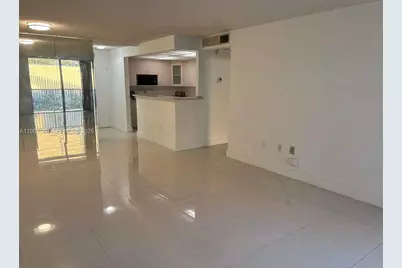 150 SE 25th Rd #4E, Miami, FL 33129 - Photo 5