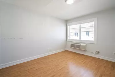 7925 Hawthorne Ave #7, Miami Beach, FL 33141 - Photo 13