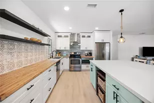 1070 Tyler St, Hollywood, FL 33019 - Photo 9