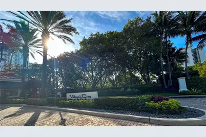 3255 NE 184th St #12105, Aventura, FL 33160 - Photo 33