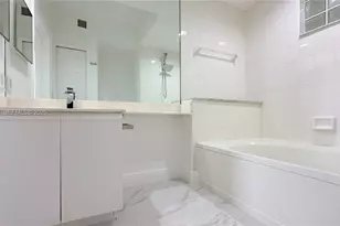 3255 NE 184th St, Aventura, FL 33160 - Photo 5