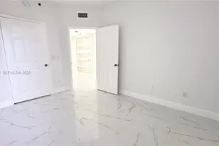 3255 NE 184th St, Aventura, FL 33160 - Photo 7