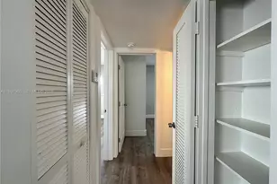 3616 NE 11th Ave, Oakland Park, FL 33334 - Photo 13