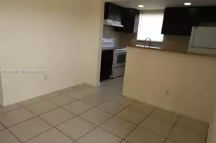 2121 NE 168th St, North Miami Beach, FL 33162 - Photo 5