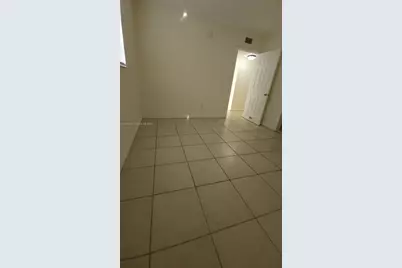 2121 NE 168th St #06, North Miami Beach, FL 33162 - Photo 23