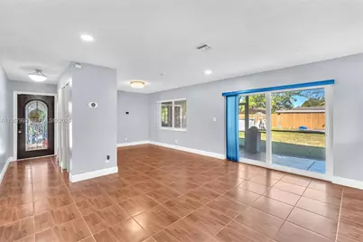 4401 NW 14th St, Lauderhill, FL 33313 - Photo 9