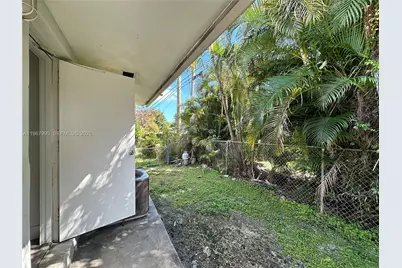 2436 Van Buren St #7, Hollywood, FL 33020 - Photo 23