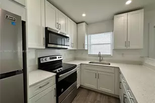 2436 Van Buren St, Hollywood, FL 33020 - Photo 9