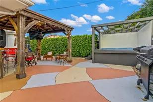 860 Curtiss Dr, Opa-Locka, FL 33054 - Photo 5