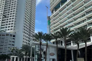 1300 Brickell Bay Dr, Miami, FL 33131 - Photo 13