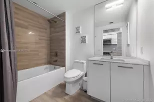 1300 Brickell Bay Dr, Miami, FL 33131 - Photo 11