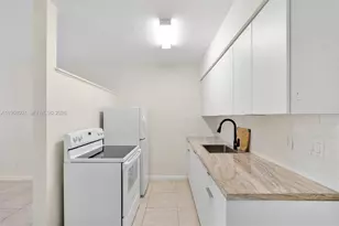 1715 N 16th Ave, Hollywood, FL 33020 - Photo 1