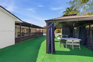 8555 NW 25th Pl, Coral Springs, FL 33065 - Photo 39