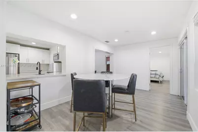 8555 NW 25th Pl, Coral Springs, FL 33065 - Photo 13