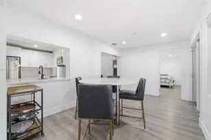 8555 NW 25th Pl, Coral Springs, FL 33065 - Photo 13