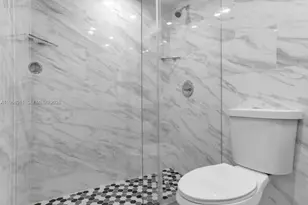 19201 Collins Ave, Sunny Isles Beach, FL 33160 - Photo 9