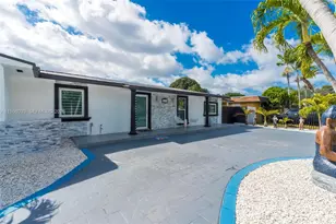 4920 NW 196th Terrace, Miami Gardens, FL 33055 - Photo 3