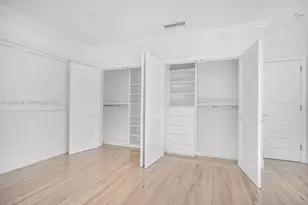 10121 E Broadview Dr, Bay Harbor Islands, FL 33154 - Photo 31