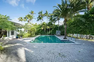 10121 E Broadview Dr, Bay Harbor Islands, FL 33154 - Photo 41