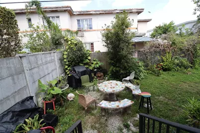 951 SW 7th St #5, Miami, FL 33130 - Photo 23