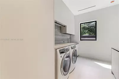 2497 Abaco Ave, Miami, FL 33133 - Photo 17