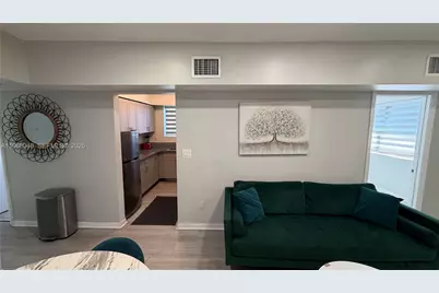 10004 E Bay Harbor Dr #10, Bay Harbor Islands, FL 33154 - Photo 7