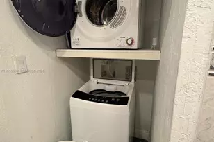 2020 NE 135th St, North Miami, FL 33181 - Photo 19