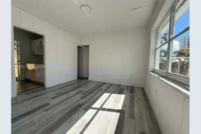 2801 SW 26th St #R-Right, Miami, FL 33133 - Photo 7