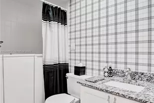 1151 SW 128th Terrace, Pembroke Pines, FL 33027 - Photo 9