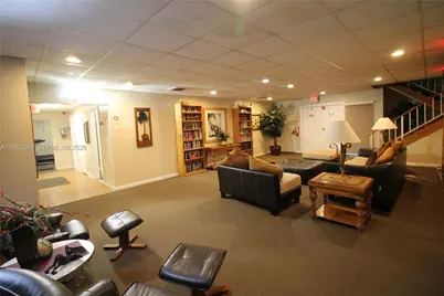 430 Commodore Dr #314, Plantation, FL 33325 - Photo 9