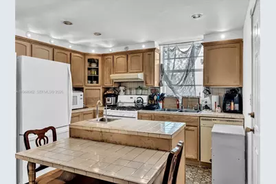 503 12th St #5, Miami Beach, FL 33139 - Photo 29